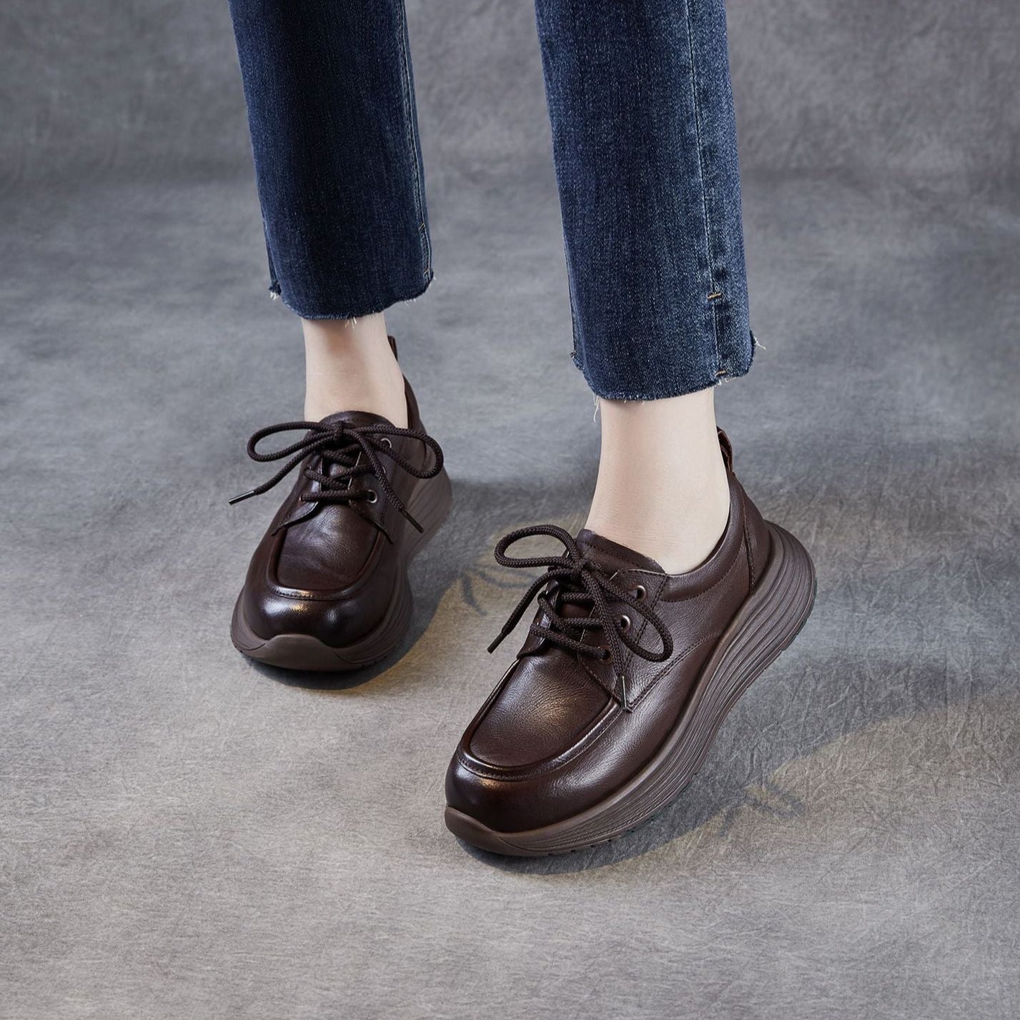 Women's Retro Platform Lace-up Leather Shoes-RAIIFY