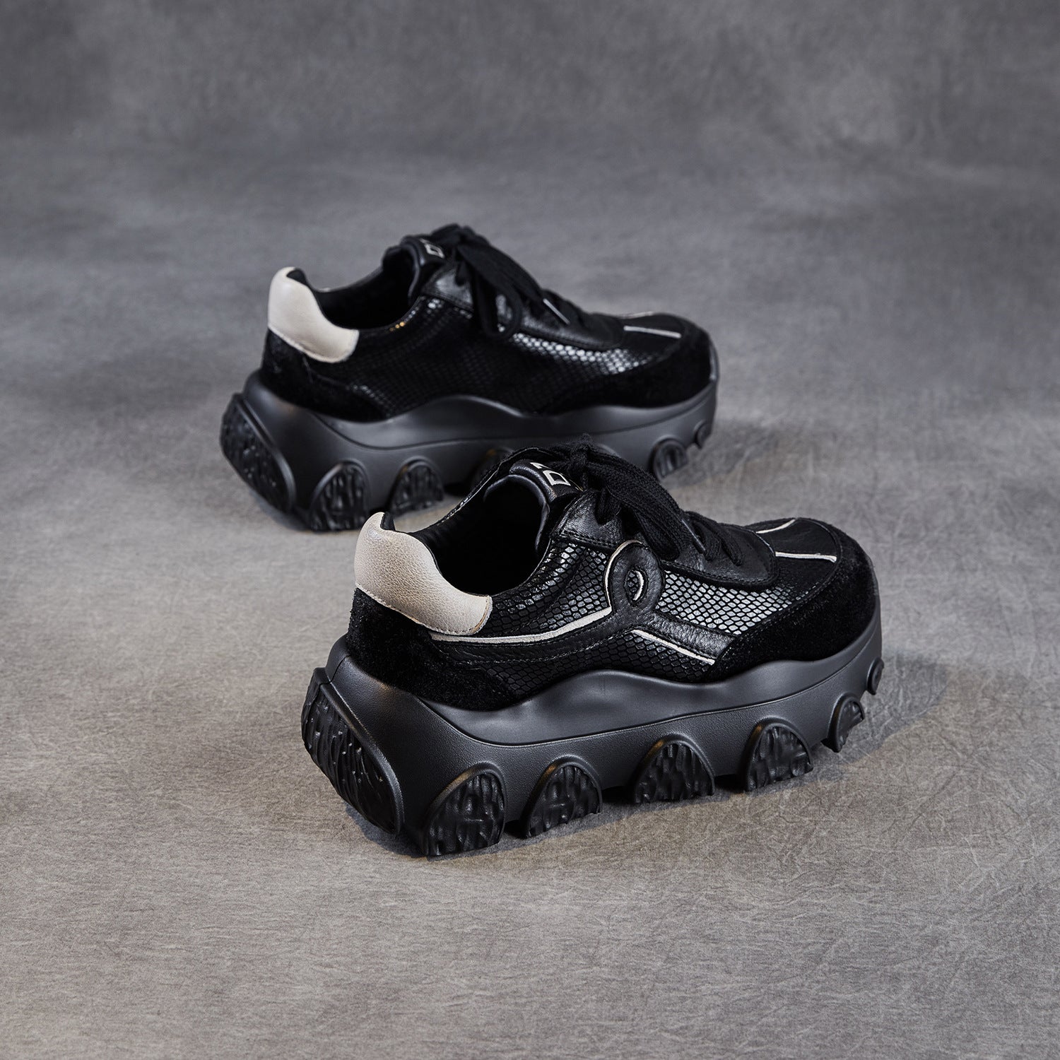 Women's Retro Leather Casual Chunky Platform Sneakers-RAIIFY