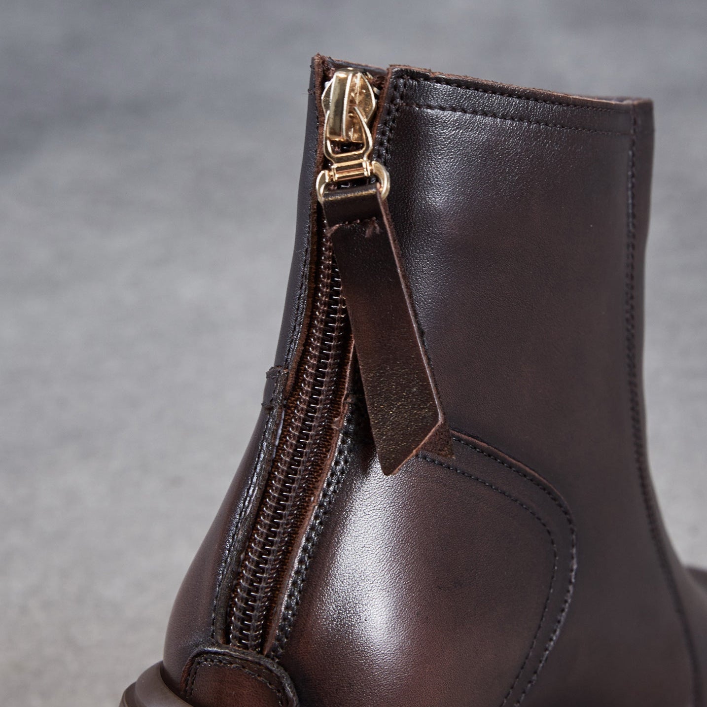 Women's Retro Plain Leather Minimalist Ankle Boots-RAIIFY