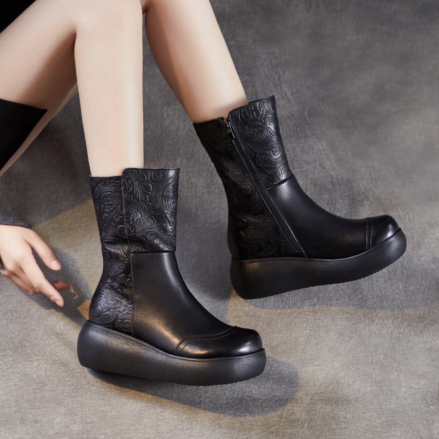 Women's Vintage Embossed Leather Furred Platform Boots-RAIIFY