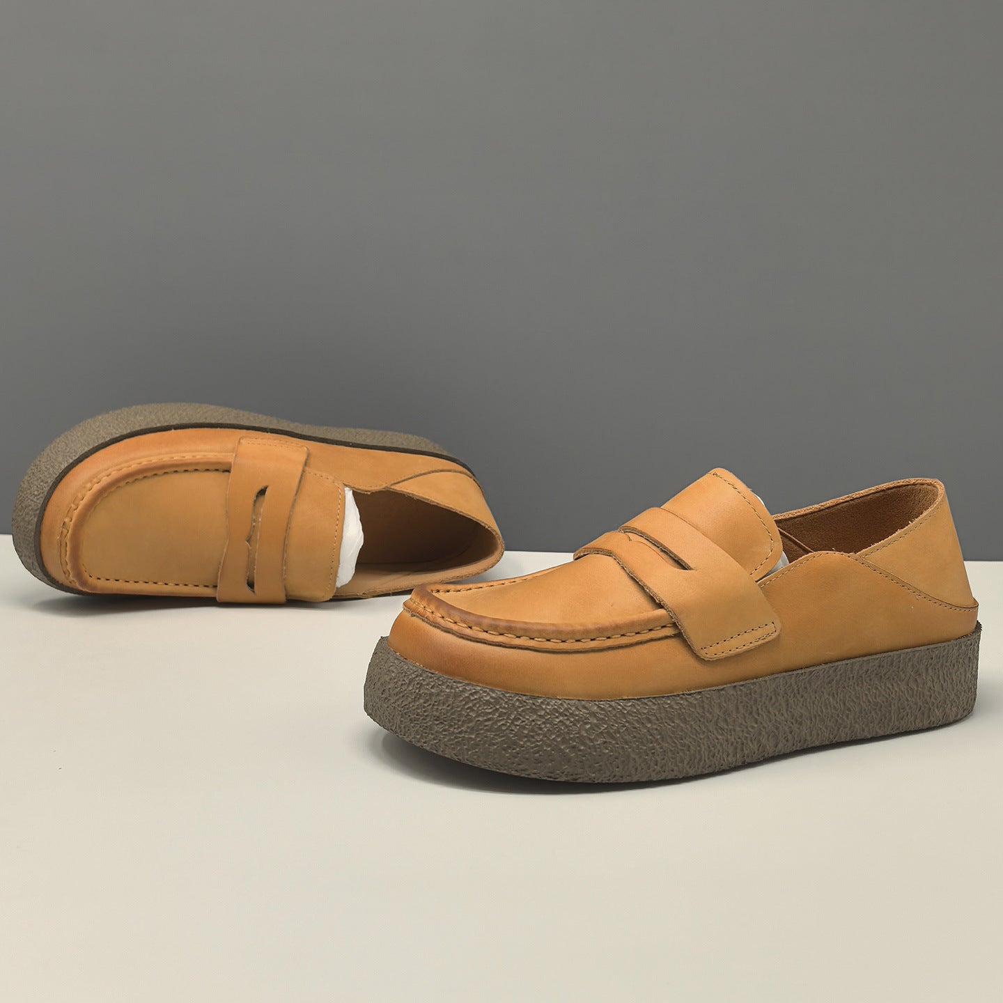 Men's Retro Plain Leather Casual Slip-on Loafers-RAIIFY