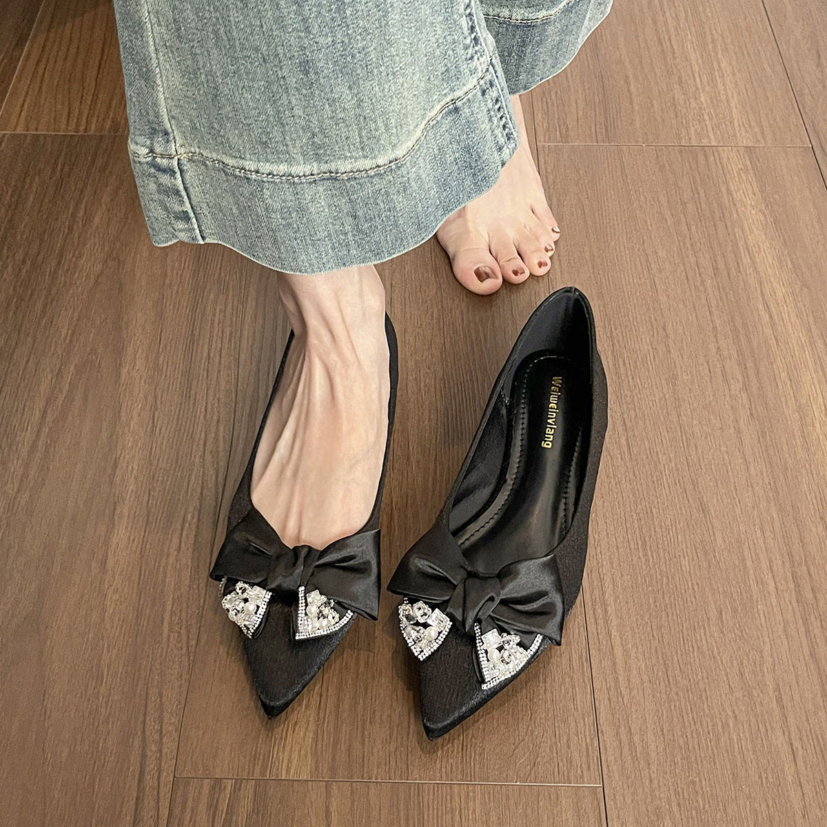 Women's Satin Bowknot Pointed-Toe Casual Flats-RAIIFY
