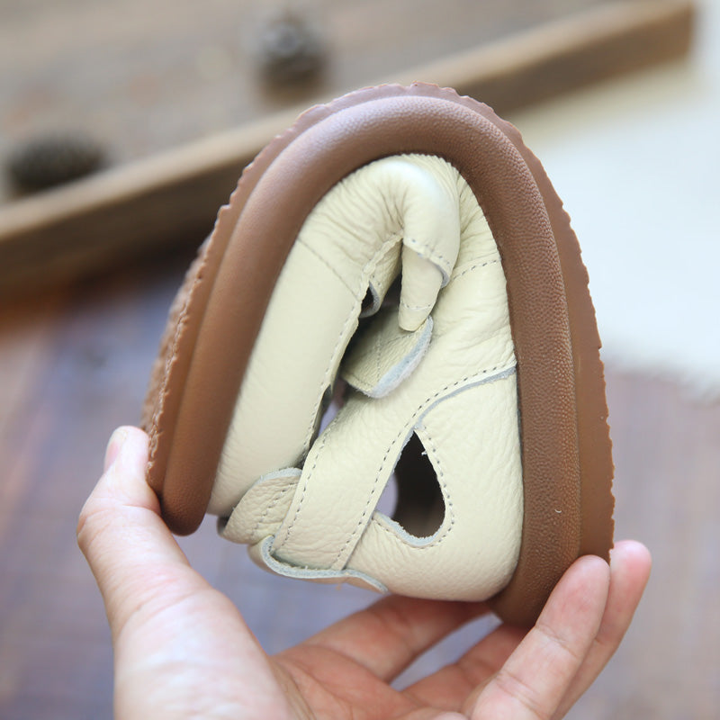 Women Retro Hollow Leather Flat Casual Sandals-RAIIFY