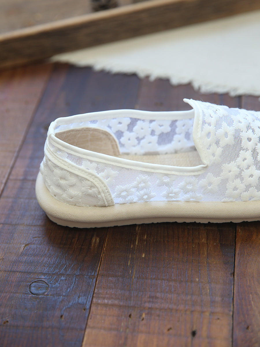 Women Retro Breathable Embroidery Canvas Flats-RAIIFY