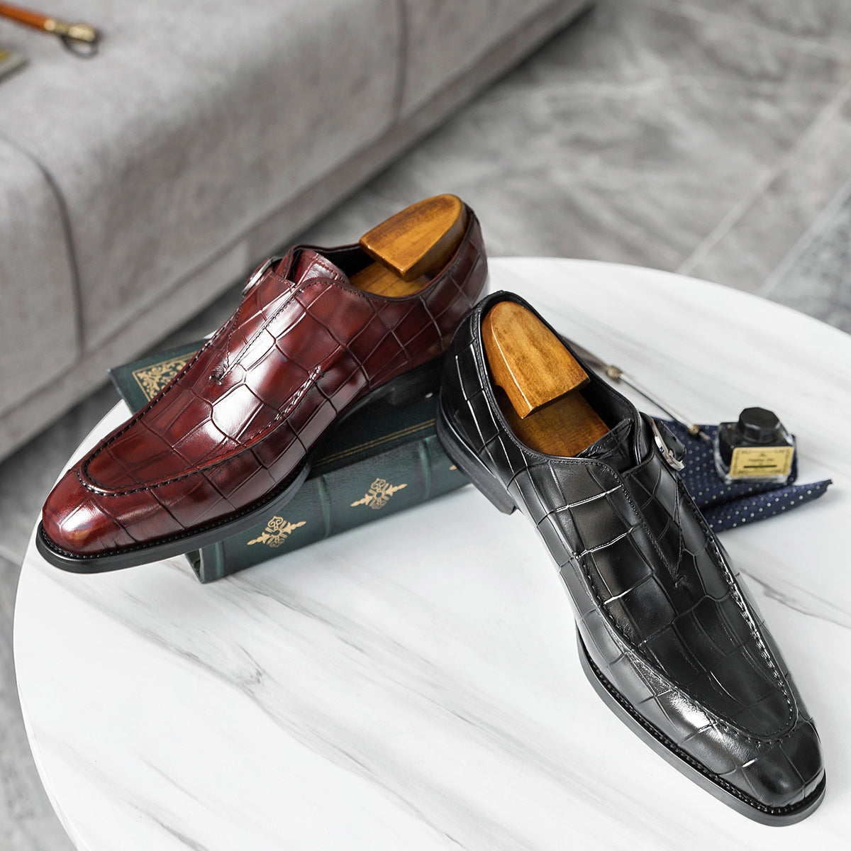 Men Classic Glossy Leather Oxford Shoes-RAIIFY