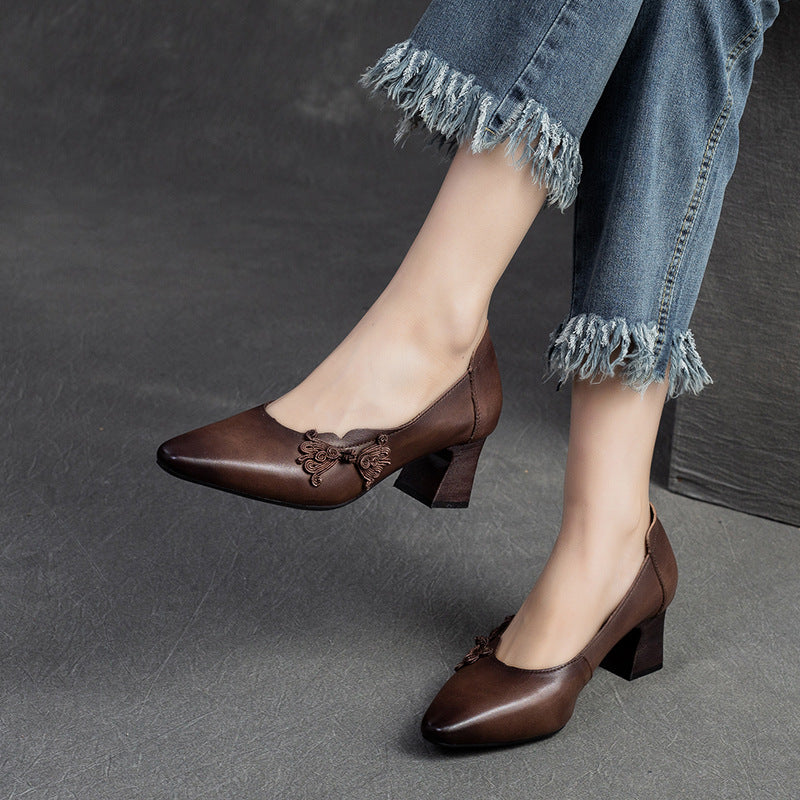 Women Retro Leather Point Toe Chunky Heel Pumps-RAIIFY
