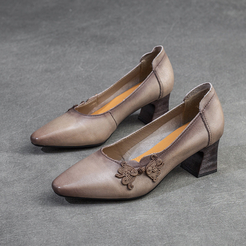 Women Retro Leather Point Toe Chunky Heel Pumps-RAIIFY