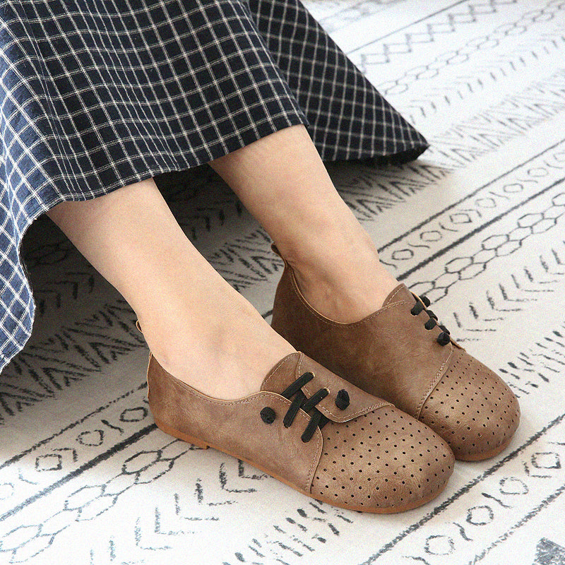 Women Retro Hollow Round Head Flats-RAIIFY