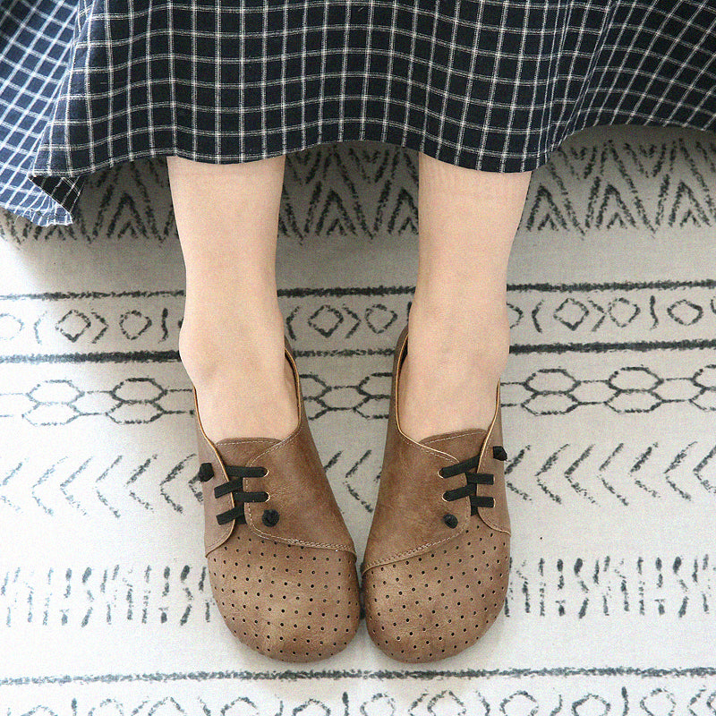 Women Retro Hollow Round Head Flats-RAIIFY