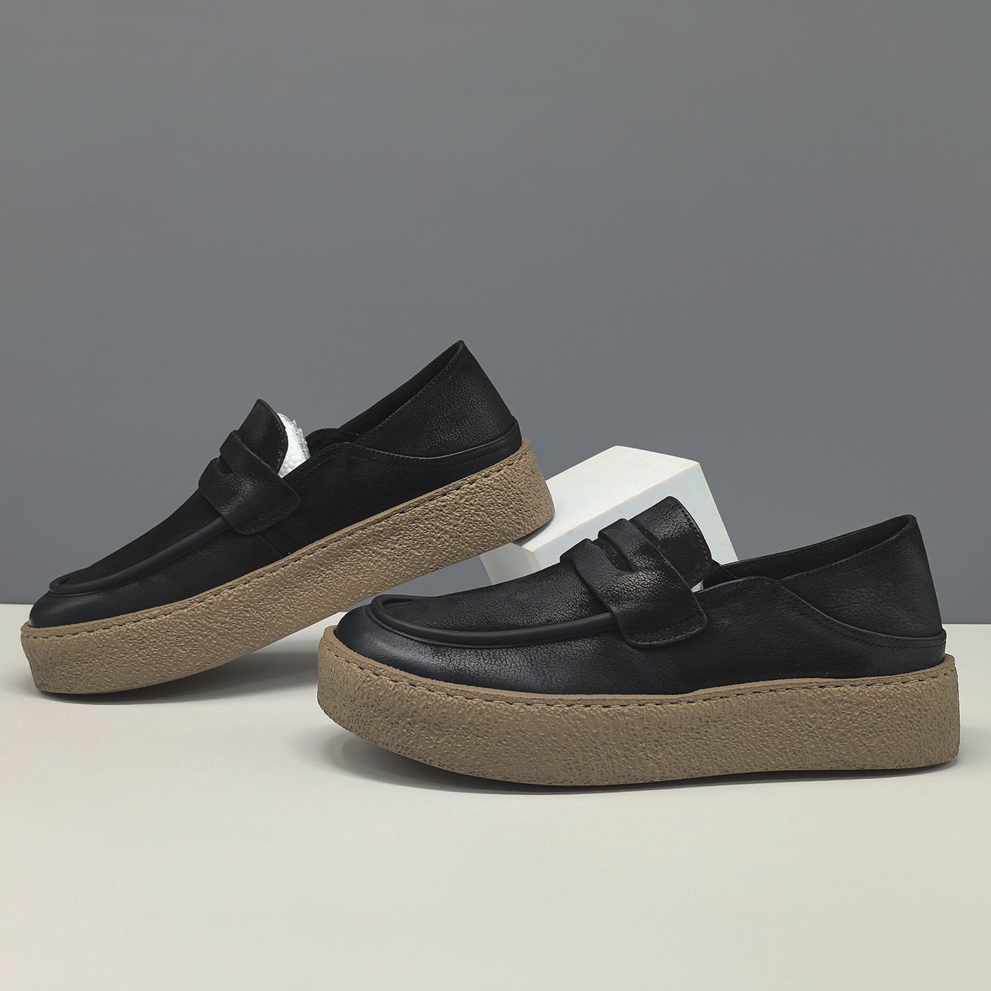 Men's Retro Plain Leather Casual Loafers-RAIIFY