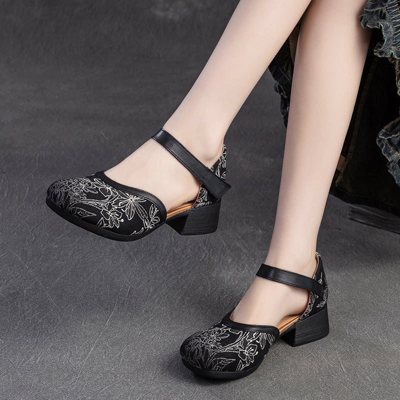 Women Retro Embroidery Comfort Leather Sandals-RAIIFY