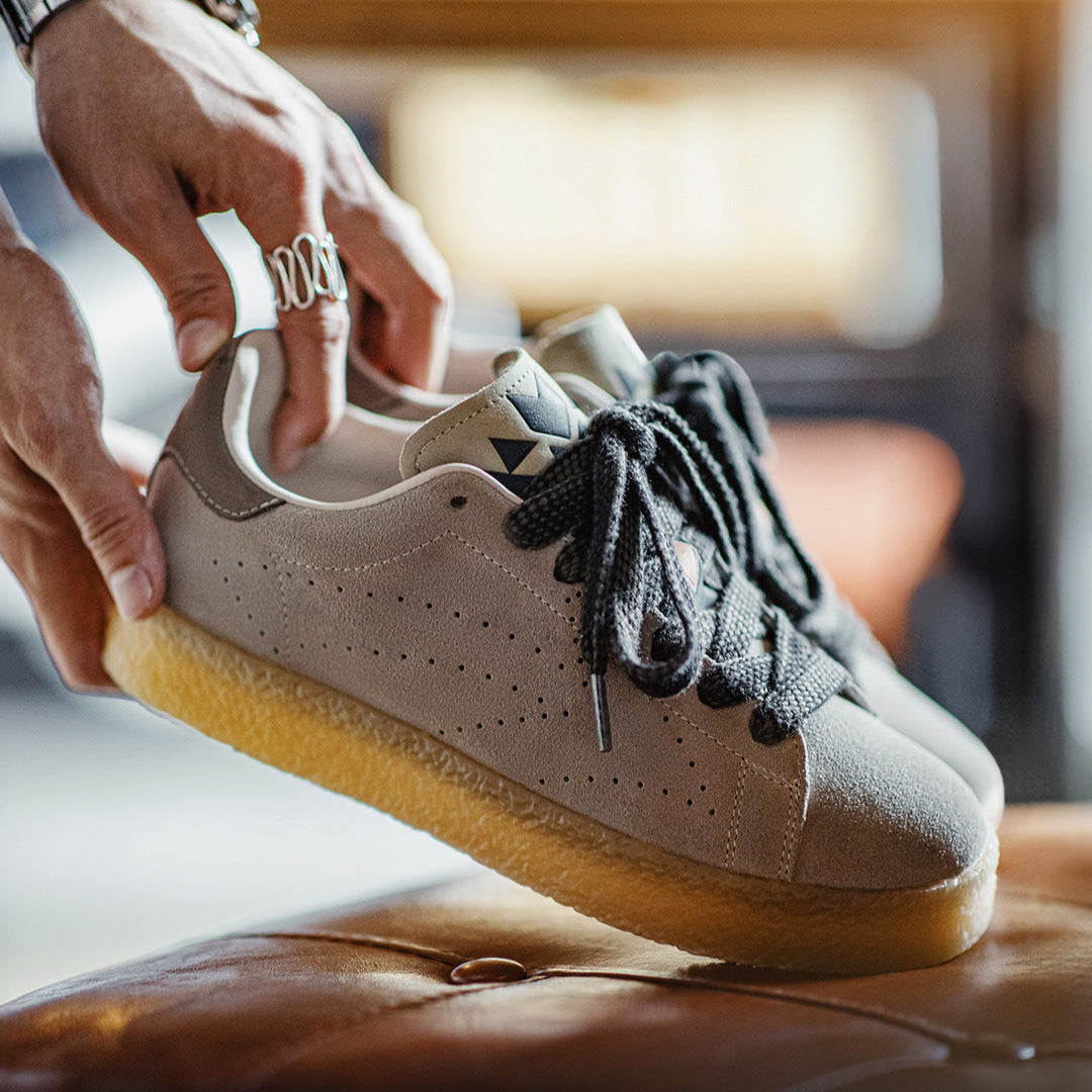 Men's Retro Plain Suede Low-top Sneakers-RAIIFY