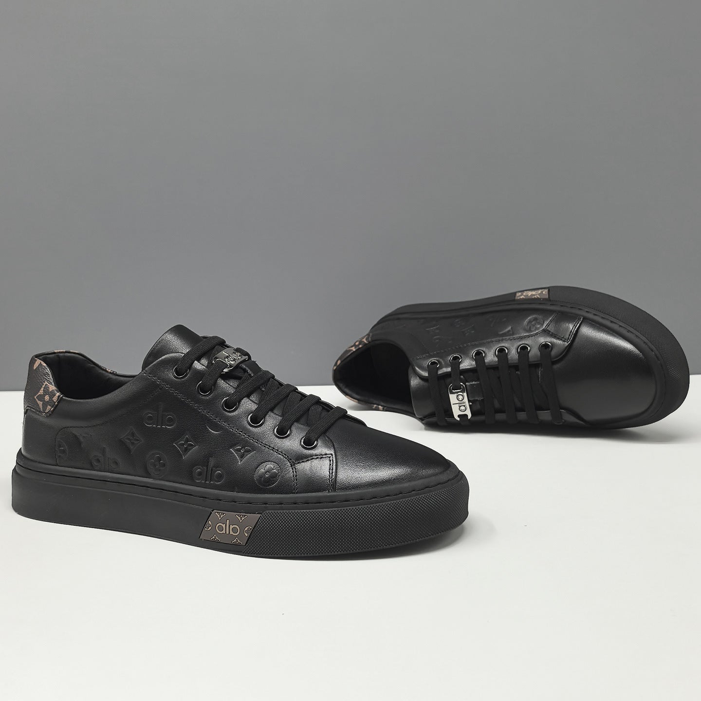 Men's Fashion Embossed Leather Flat Casual Shoes-RAIIFY