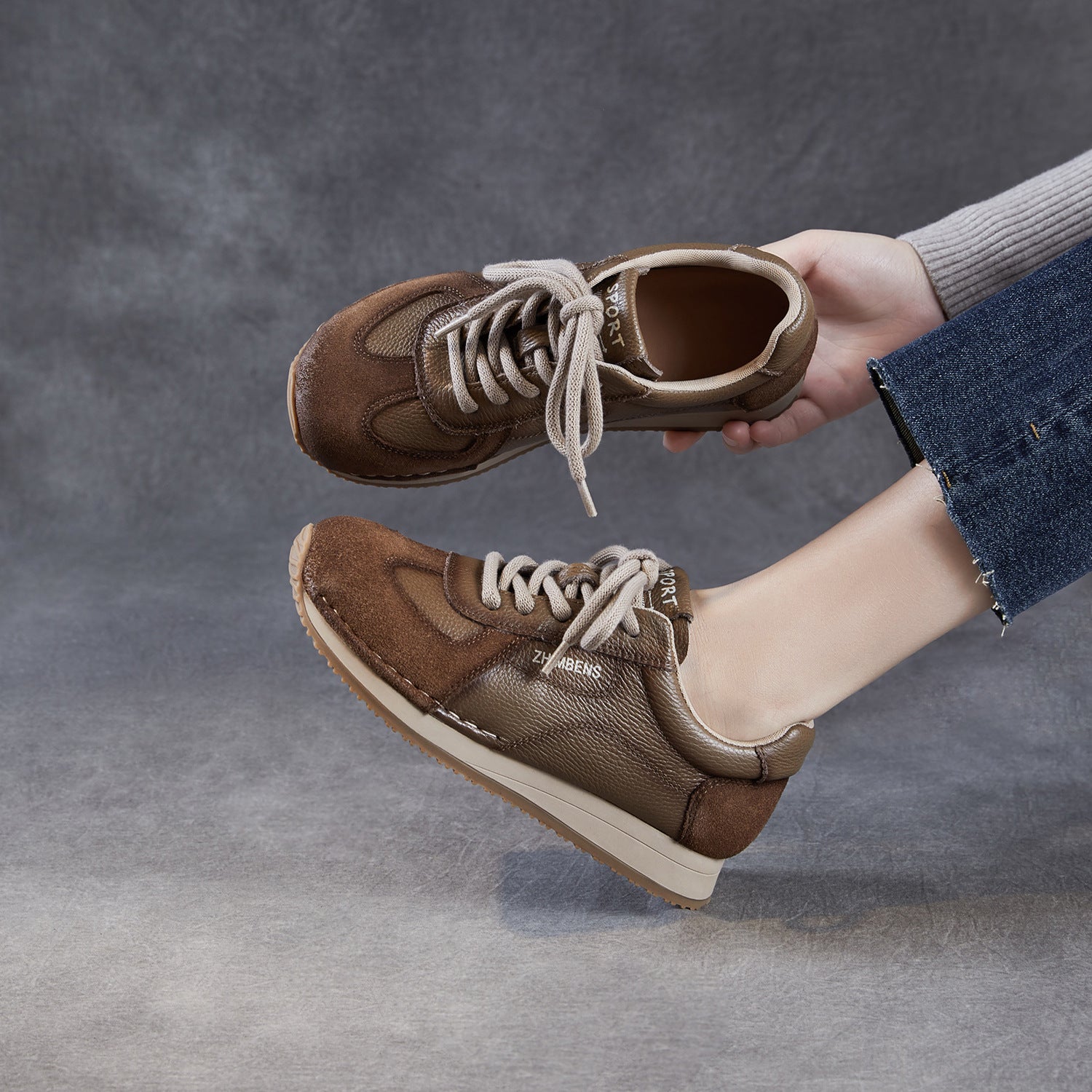 Women's Retro Quilted Leather Casual Sneakers-RAIIFY