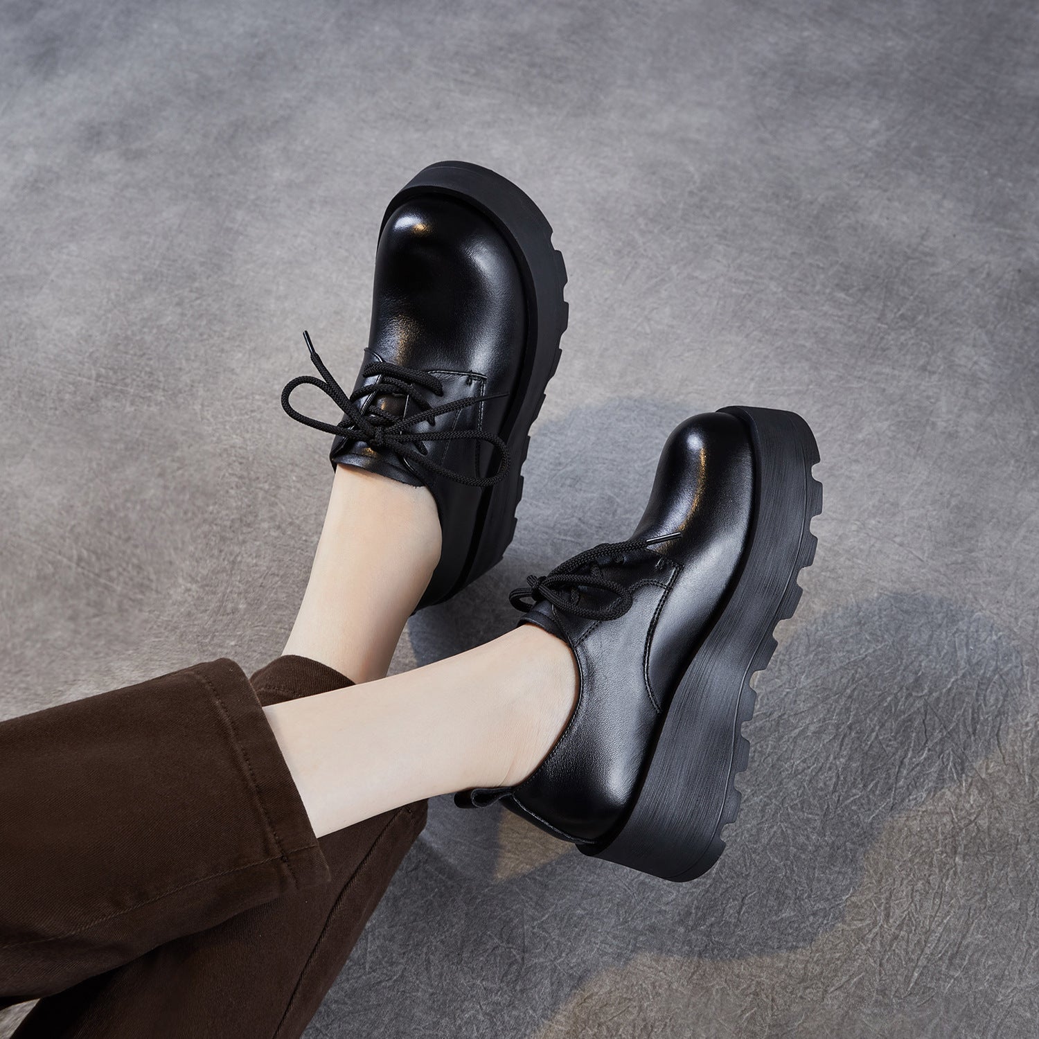 Women's Vintage Leather Platform Lug Sole Casual Shoes-RAIIFY