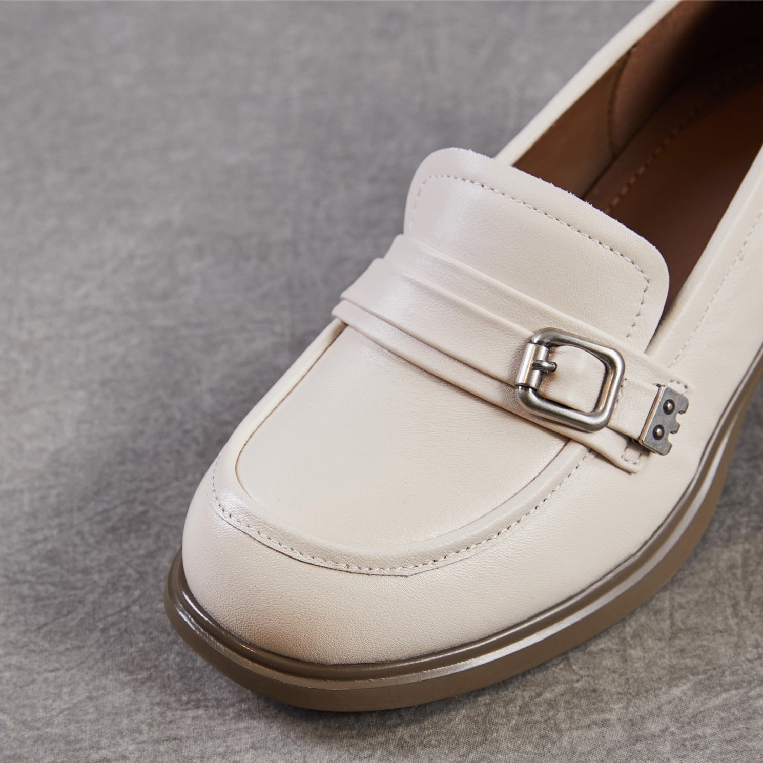 Women's Retro Leather Comfort Block Heel Loafers