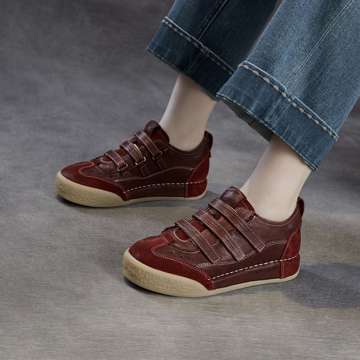 Women's Retro Minimalist Leather Velcro Flat Casual Shoes-RAIIFY