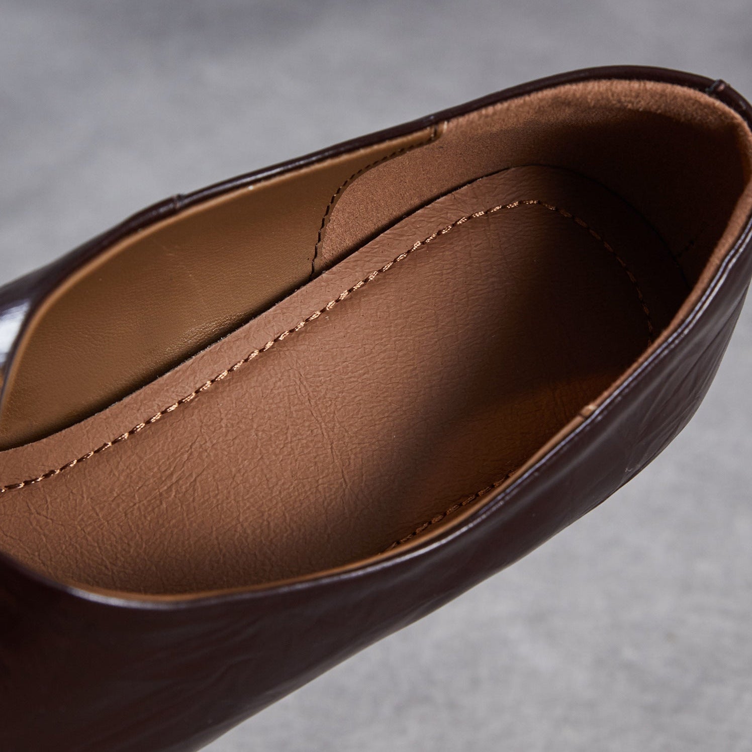 Women's Vintage Leather Point-Toe Block Heel Pumps-RAIIFY