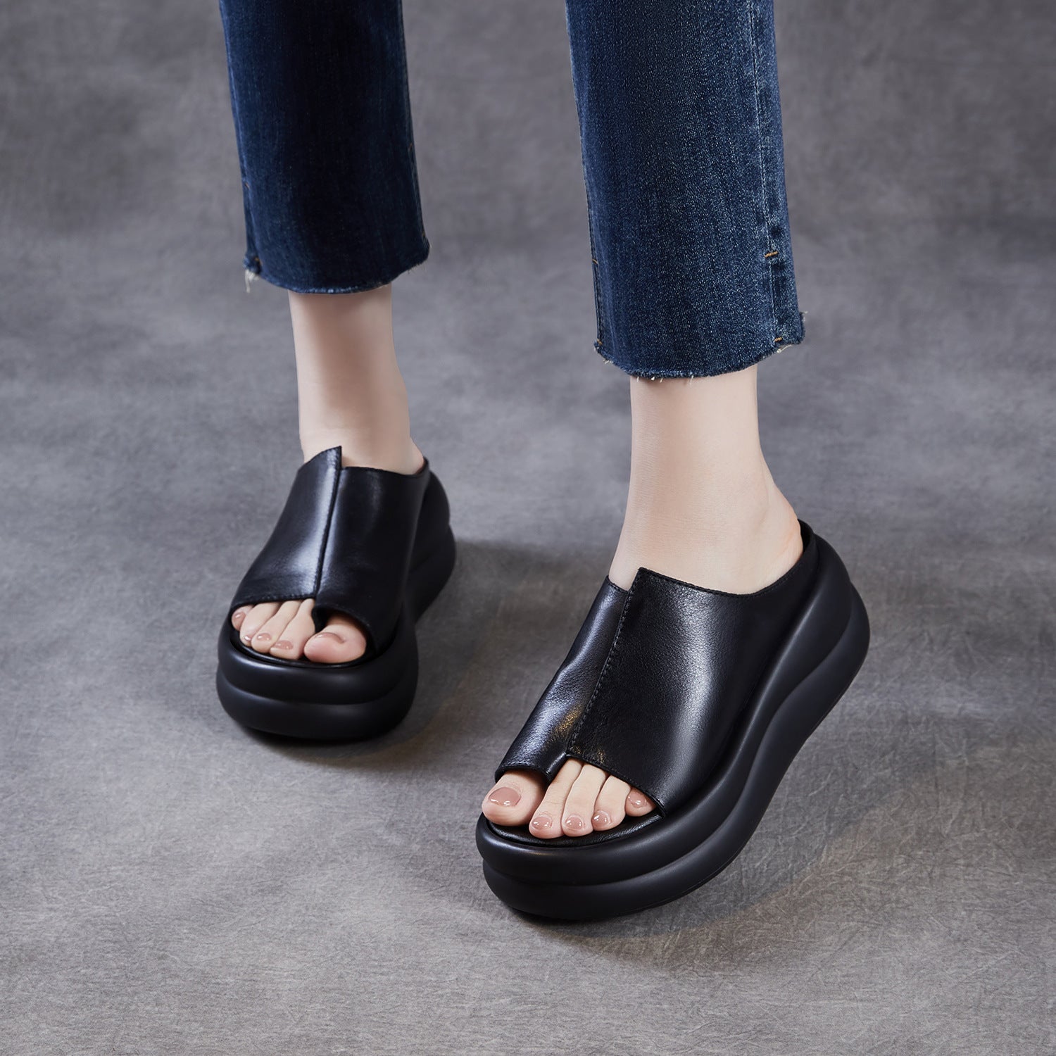 Women's Genuine Leather Retro Thick Sole Wedge Flip-Flop Mules-RAIIFY