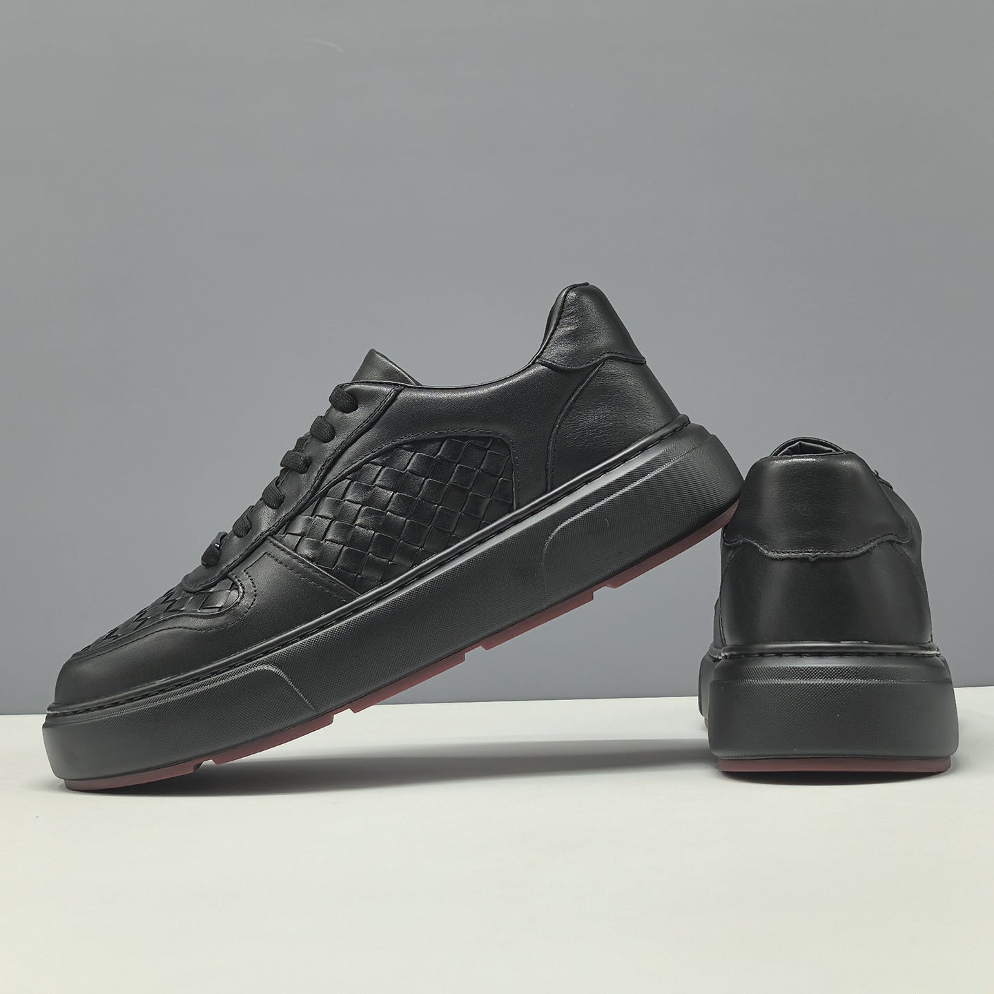Men's Plain Black Plaited Leather Flat Casual Shoes-RAIIFY