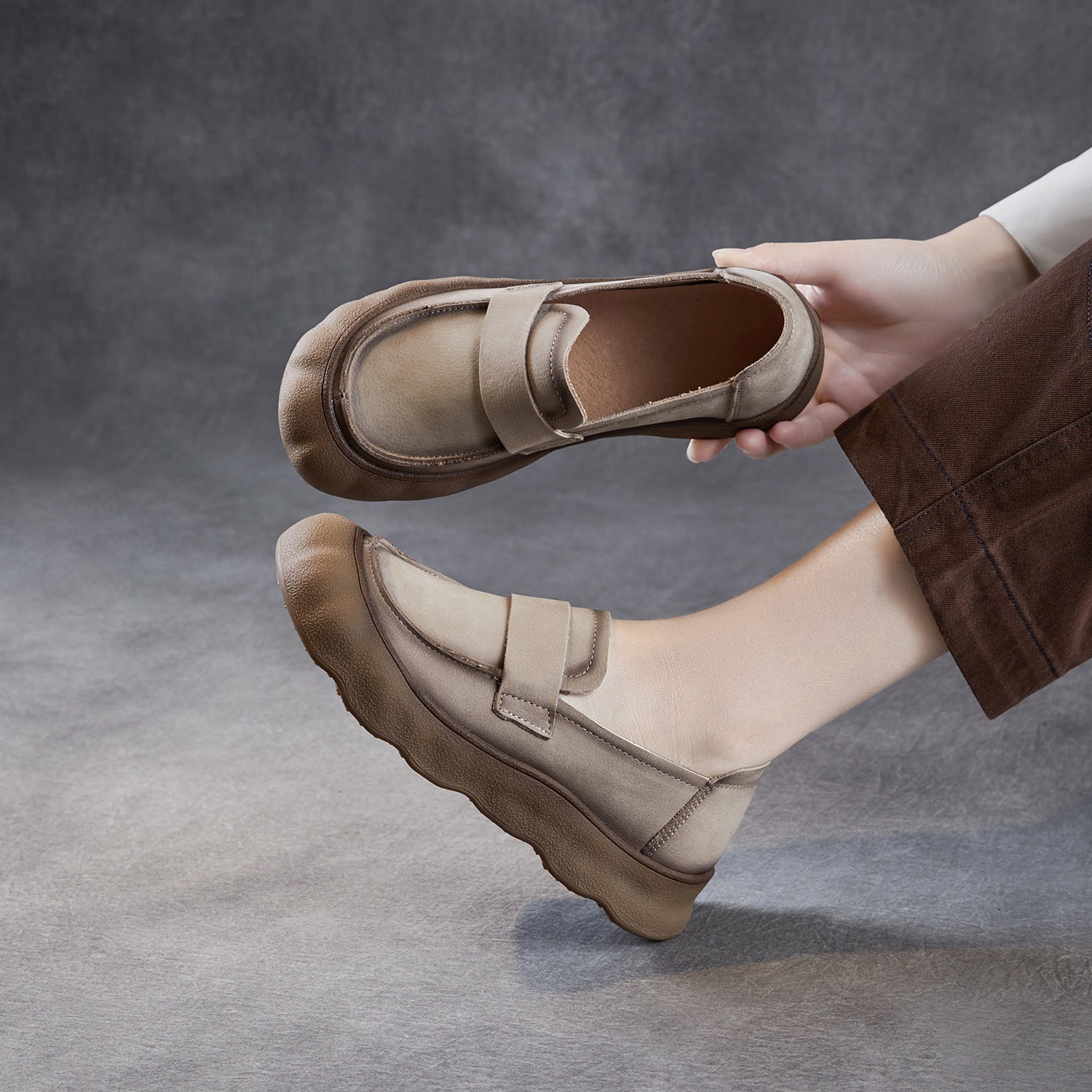 Women's Vintage Plain Leather Comfort Casual Loafers-RAIIFY