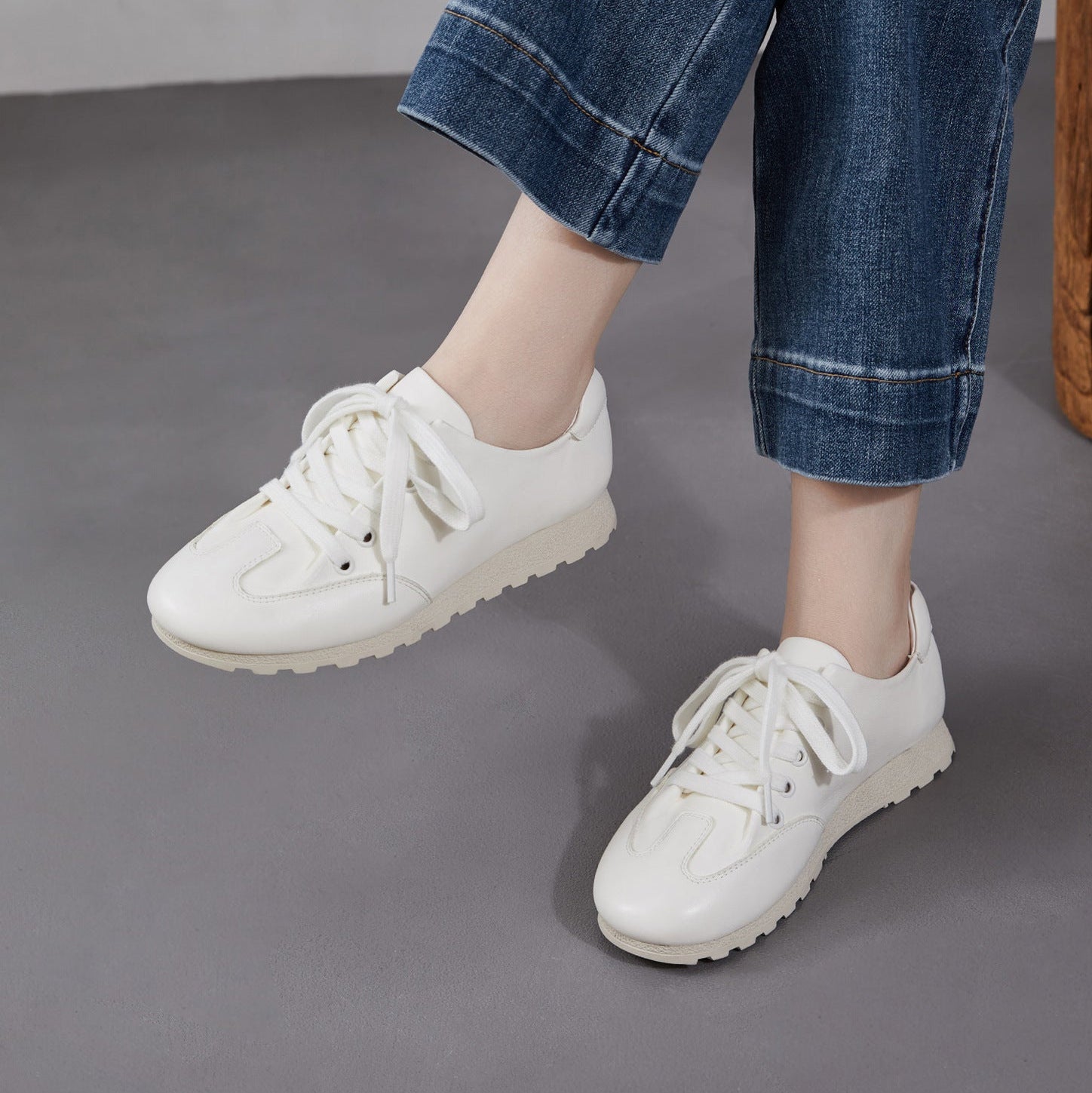 Women's Minimalist Fashion Soft Leather Casual Shoes