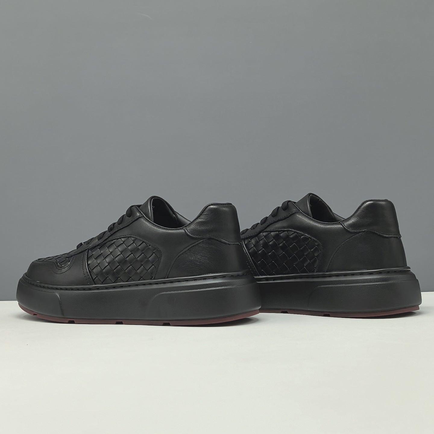 Men's Plain Black Plaited Leather Flat Casual Shoes-RAIIFY