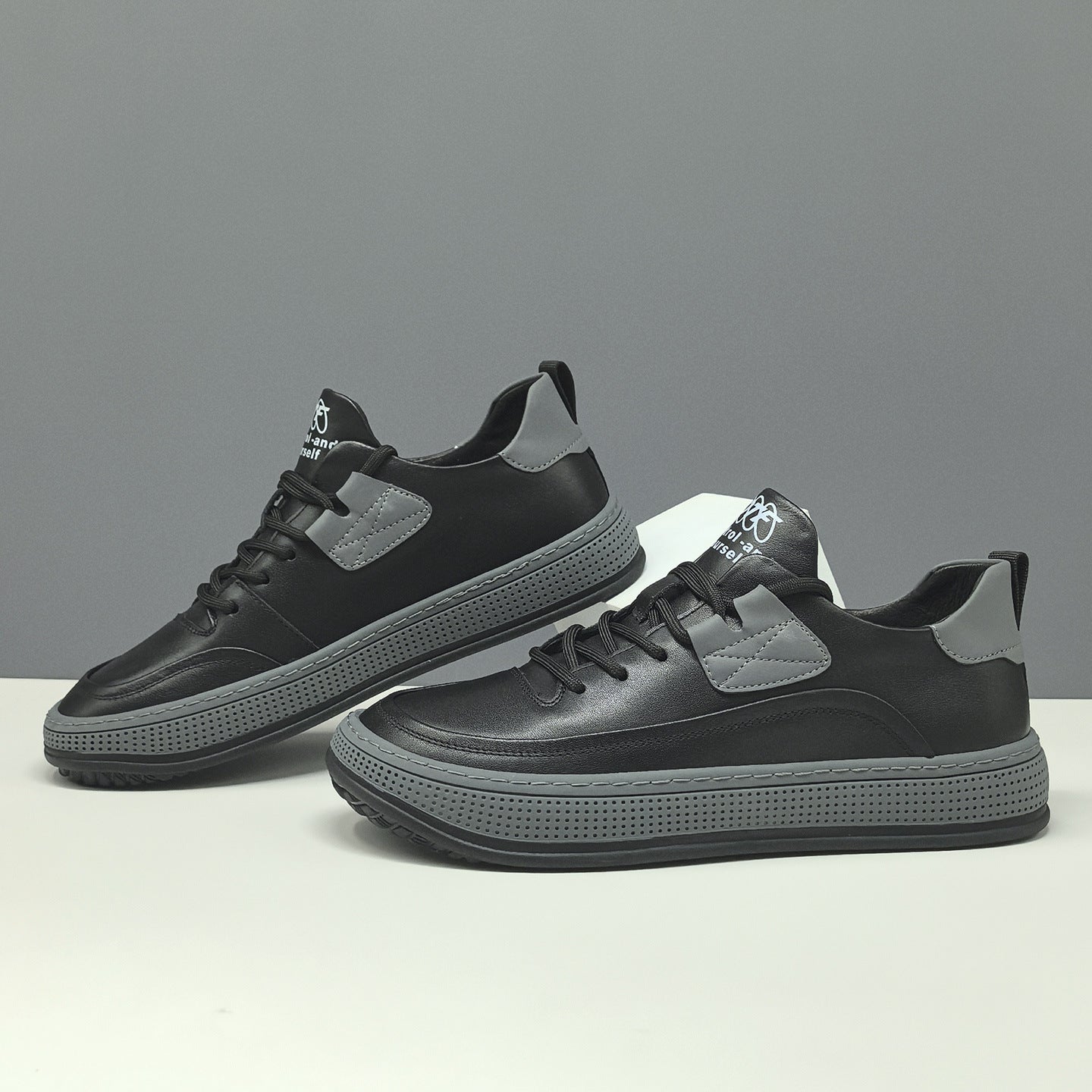 Men's Minimalist Fashion Quilted Leather Flat Casual Shoes-RAIIFY