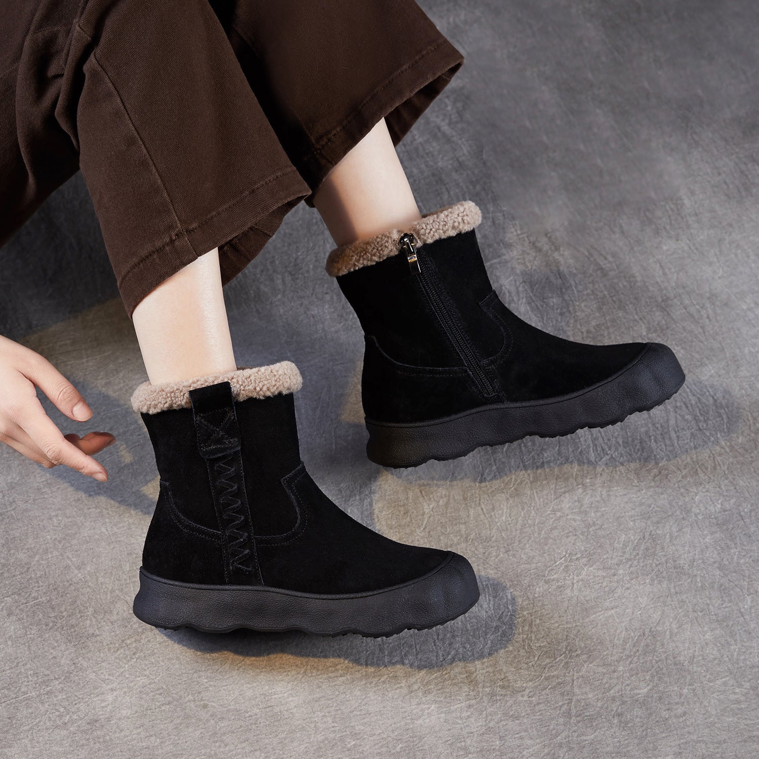 Women's Retro Suede Flat Ankle Snow Boots-RAIIFY