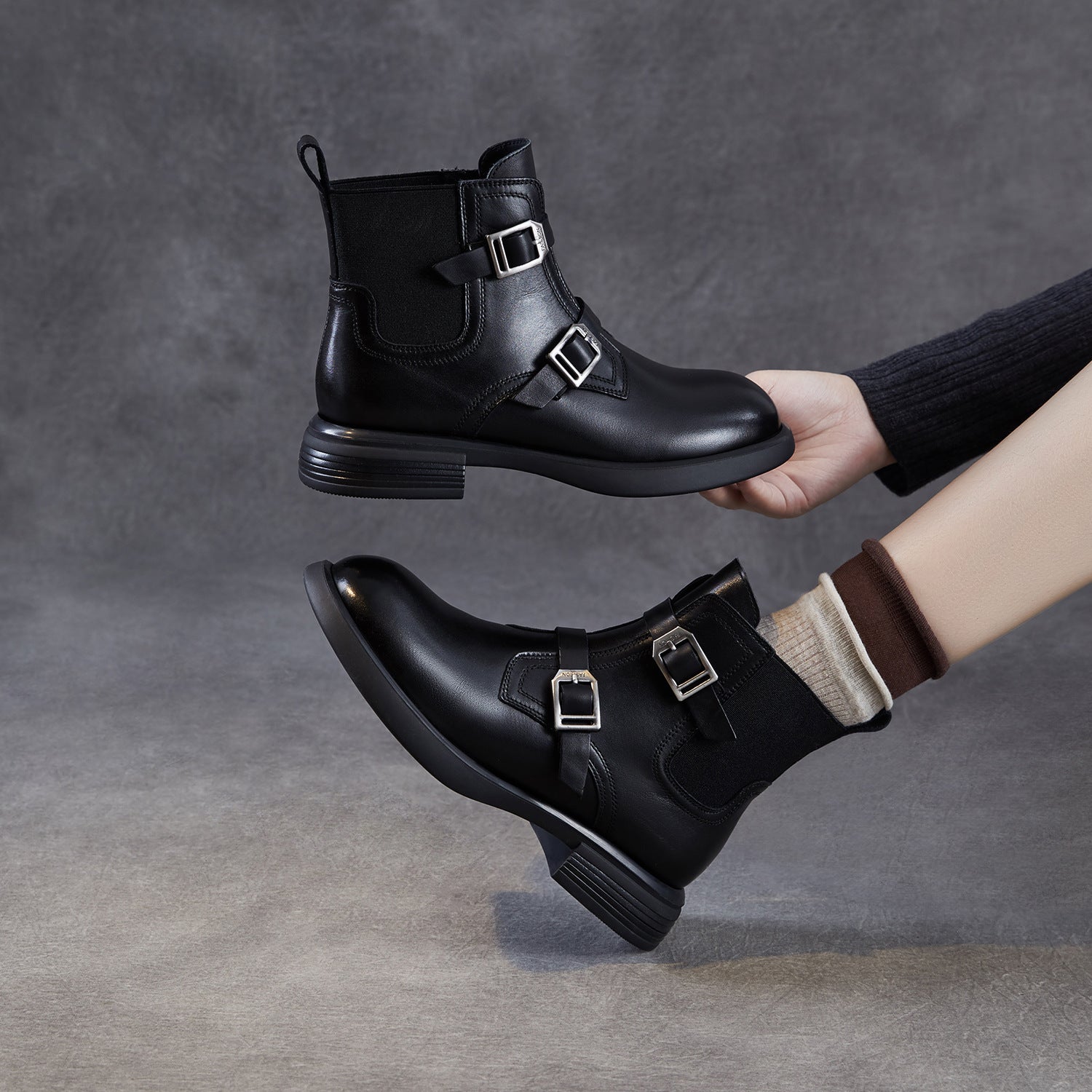 Women's Retro Buckle Leather Slip-on Ankle Boots-RAIIFY